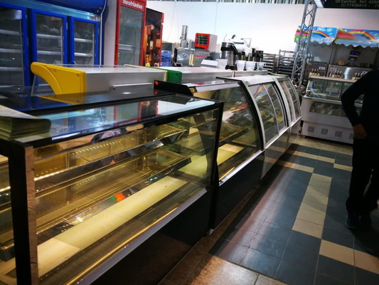 R134A Commercial Cake Display Cabinet 450L Capacity