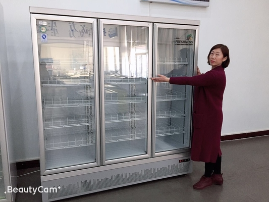Three Glass Doors Refrigerated Stereoscopic Display Cabinet Commercial